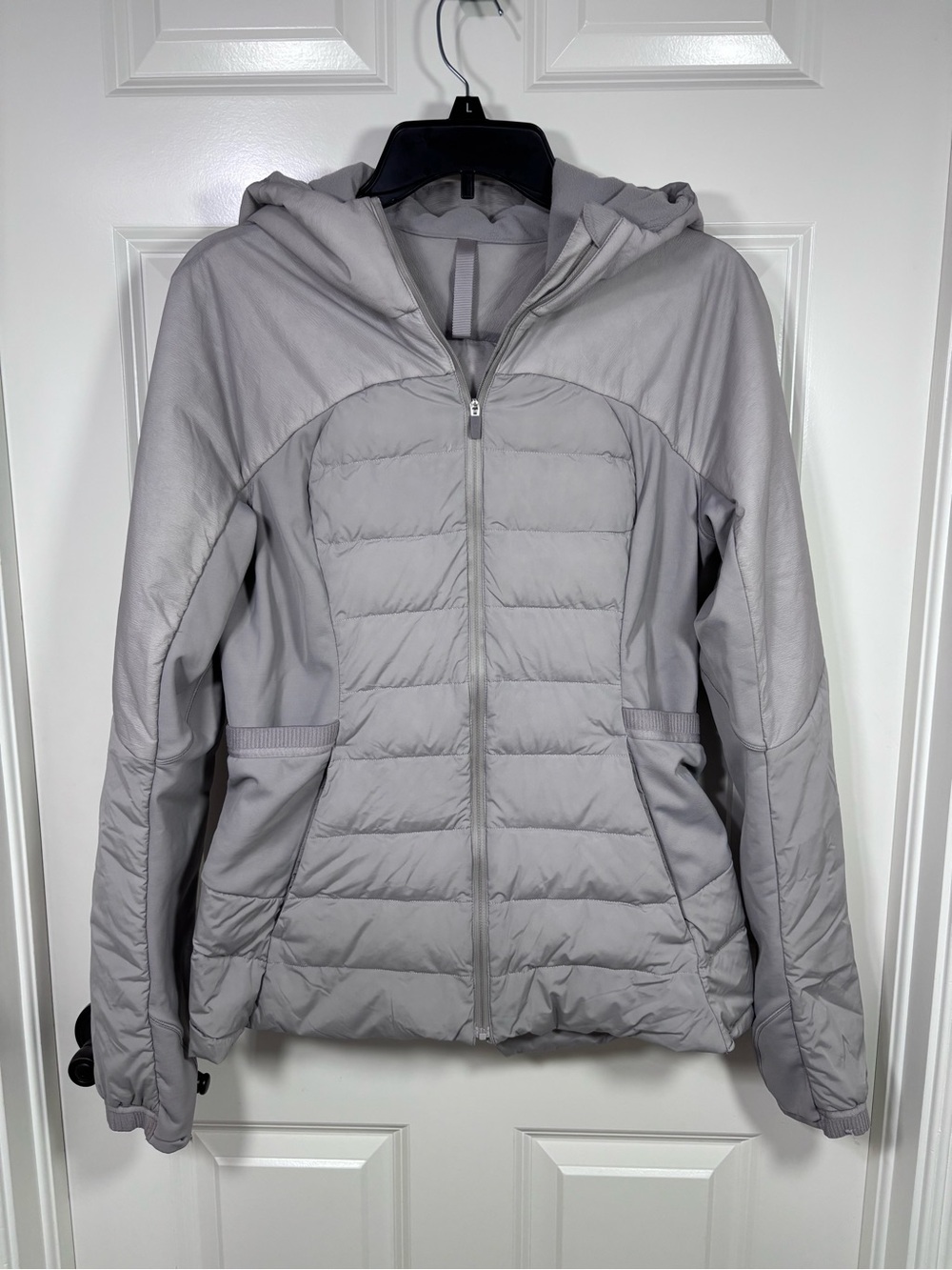 Lululemon Down For It All Full Zip Hooded Jacket Women’s 10 Purple/Gray Color